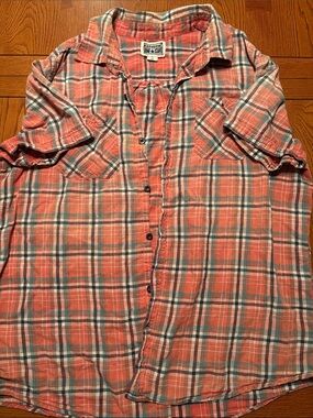 Converse Coral and Teal Plaid Short-Sleeve Button-Up Shirt